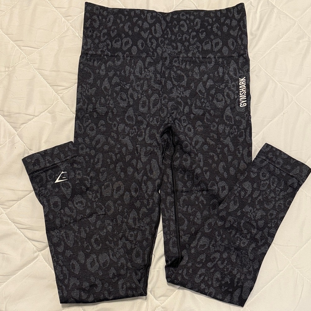 Gymshark Women’s Charcoal Leopard Leggings